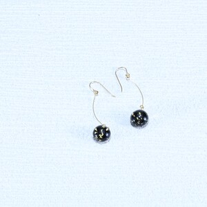 アクセサリー プチピアス（カラー：黒）【グラスアート黒木】_A0114-016