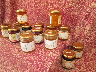 a30-309　国産はちみつ2本と手作りジャム12本セット