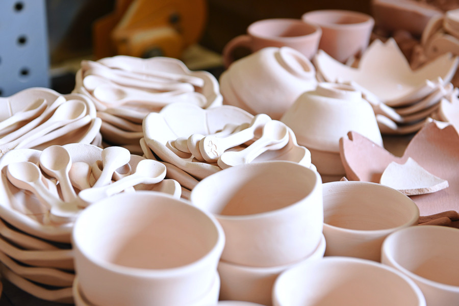 【悠工房】手作り 食器 陶器 コーヒーカップ ソーサー ケーキ皿 おうち時間 贈り物 贈答 福祉施設製品 SDGs ギフト プレゼント らくらく窯 陶器セット 熊本 阿蘇 小国郷 小国町