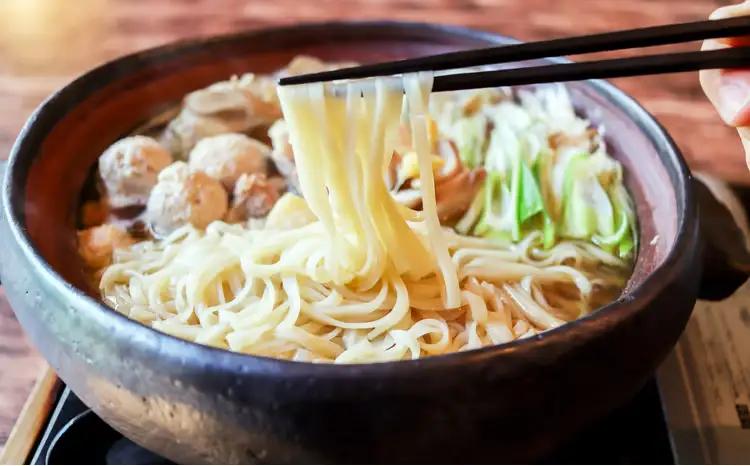 100P2812　比内地鶏稲庭うどん鍋【秋田比内や 】
