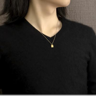 ふるさと納税 昭和町 24金 ペンダントトップ インゴット型 ダイヤ 造幣局検定刻印 250321400dk24 |  | 01