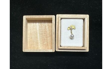 【豊島区伝統工芸】貴金属装身具　K18　パール付ピンブローチ　「一点もの」
