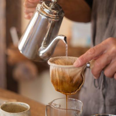 ふるさと納税 小豆島町 デカフェブレンド珈琲　まどろみとおっぱい(豆)3パック |  | 02