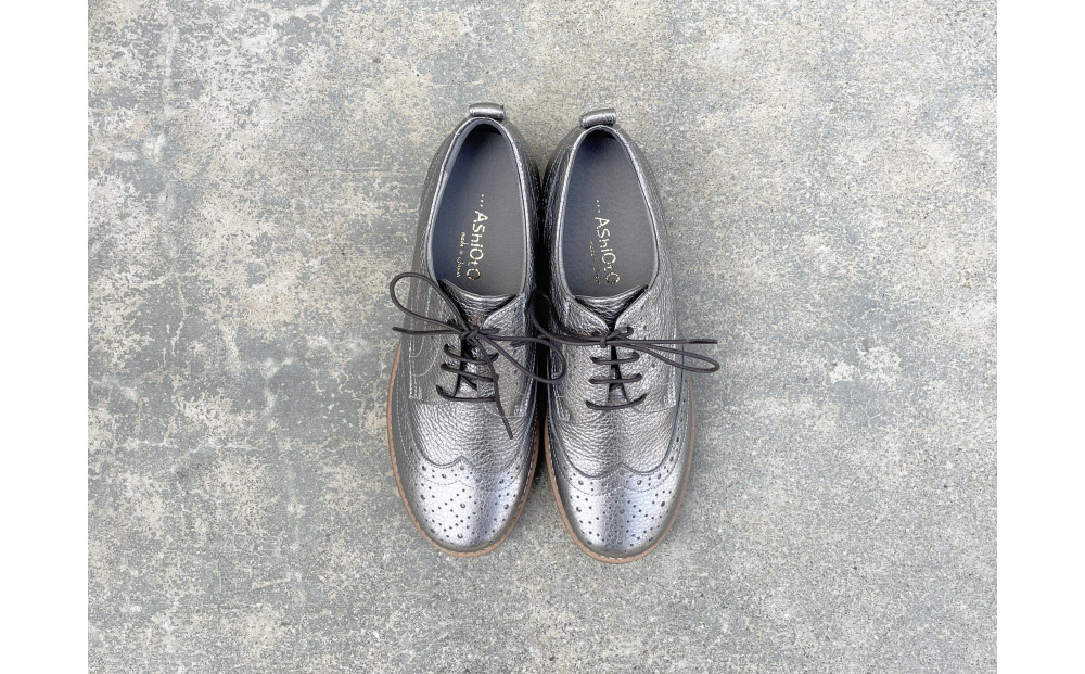 軽量メダリオンシューズ　【ガンメタリック / サイズ　24.0センチ】