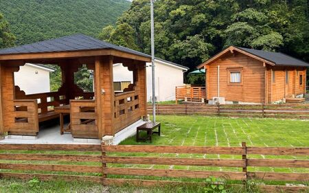 【愛犬と宿泊】 グランピング DOG PALACE camp village 宿泊利用券5000円分 /  旅行 宿泊 リラックス  和歌山 田辺市 熊野古道【dpc002】