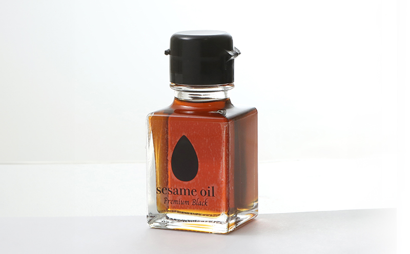 ごま油 10ヶ月連続お届け 国産ごま油 「sesame oil」～Premium Bla