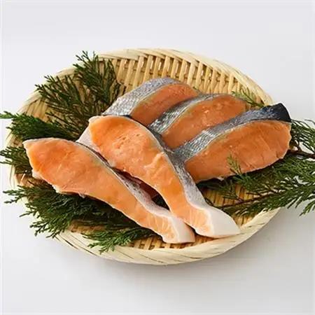 【正規品】厚切りプレミアム塩銀鮭切身 500g(約5切入)【配送不可地域：離島】【1697773】