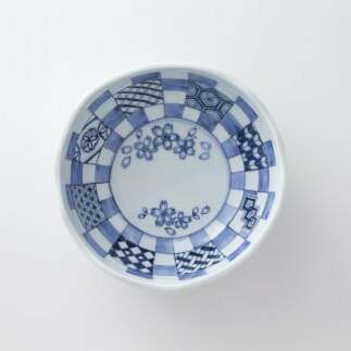 ESSE ふるさとグランプリ2022 金賞受賞 有田焼チーズケーキ(S)2個【市松桜 柄】 F15-10_イメージ4