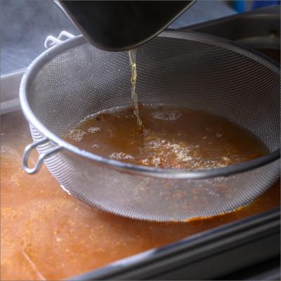 ふるさと納税 京丹後市 「カニ屋が作る　海のパスタ」 海香る　シビマグロ(クロマグロの稚魚)山椒トマトソース　3皿セット |  | 02