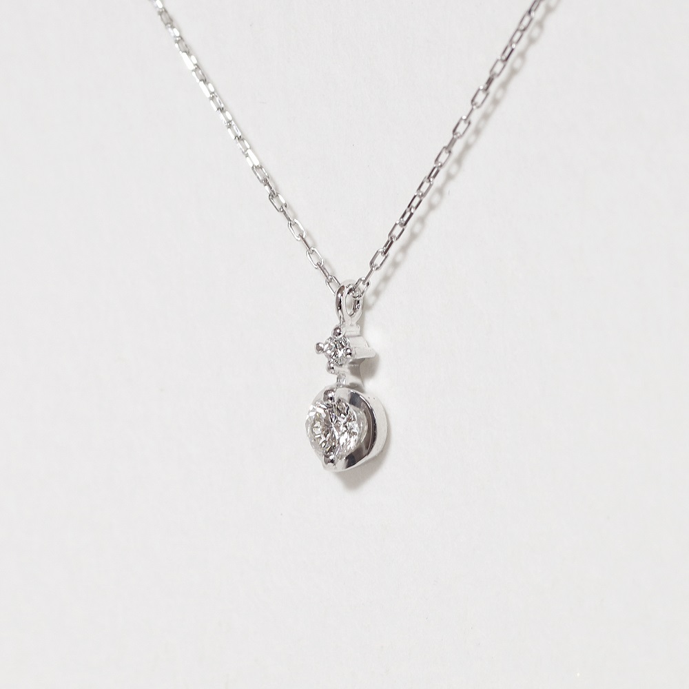 プラチナ 0.10ct ダイヤモンドペンダント　BQ-216
