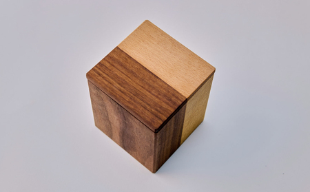 アロマディフューザー（キューブ）