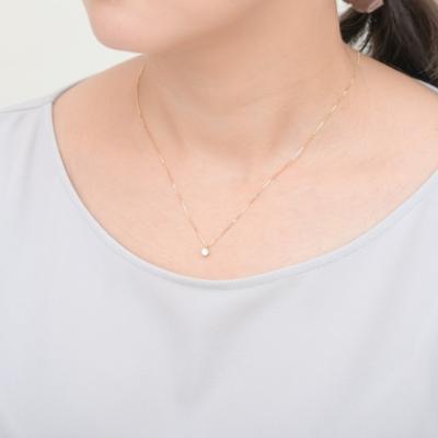 ふるさと納税 甲府市 K18 Dカラー 大粒 0.2ct 6本爪 ダイヤ ネックレス BPN-05020K |  | 02