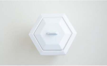 有田焼 Angel’s home 天使たちのおうち ANGEL'S WHITE -エンジェルズホワイト-【よう楽庵・たかす】六角型 ペット 骨壺 小型犬 犬骨壺 猫骨壺 動物骨壺 仏具 ミニ 骨壺 メ
