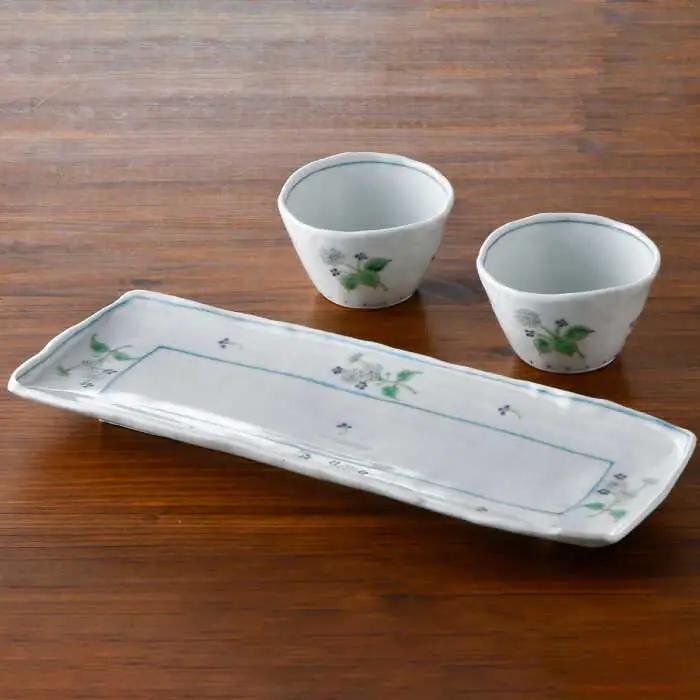 【波佐見焼】山紫陽花長角皿 プレート おしゃれな彫入りカップ 湯呑み 2個組 食器 皿 【藍水】 [GB30]  波佐見焼