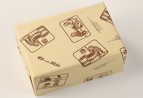 予約受付（期間限定）【2024年11月中旬頃～3月下旬発送】飛騨の生切りもち 4種とたまり醤油セット（白餅 2枚、草餅・豆餅・きび餅 各1枚、たまり醤油1本入）のうさん糀村【87-6】