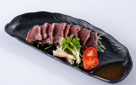 熊本 馬刺し タタキブロック  約320g（約80g×4P)  馬刺し[AYAF044]