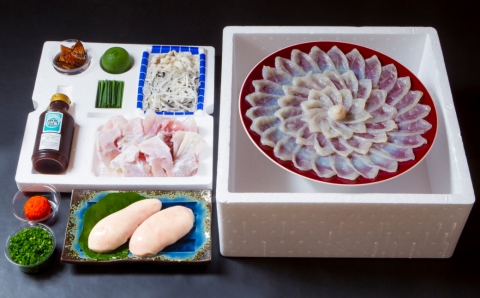 臼杵トラフグ刺しふぐ鍋セット（4～5人前）【白子付】［冷蔵］ふく亭別館・高島水産