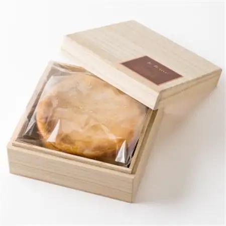 カカオのホワイトチーズケーキ(桐箱入り)【配送不可地域：離島】【1558280】