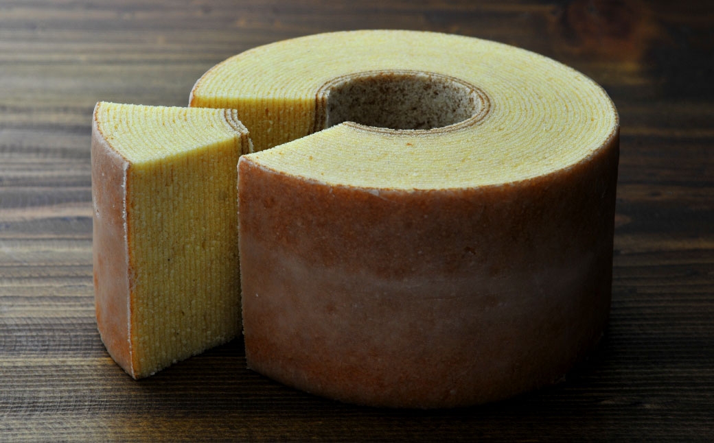 
                  肥後木守菓 樵 バームクーヘン （ 直径 14cm × 高さ 4cm ） バウムクーヘン お菓子 菓子 洋菓子 焼菓子 スイーツ デザート おやつ 贈り物 贈答 ギフト
                