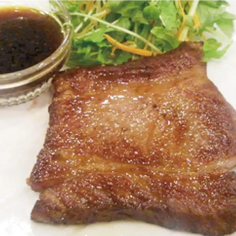 31-01 常陸牛肩ロースステーキ 100g×2【常陸牛 肩ロース ステーキ 真空 小分け 阿見町 茨城県】