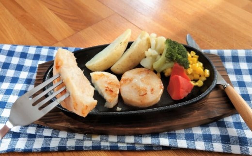 紋別産ほたて貝柱ステーキ（成形品）(5枚入・3袋)