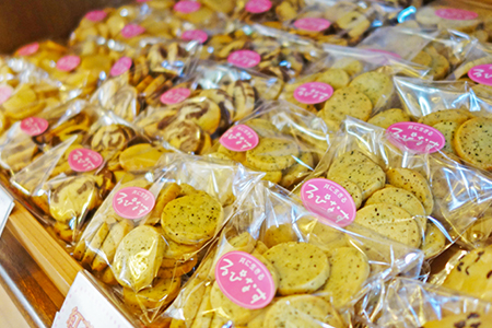 るぴなすクッキーセット プレーン/マーブル/レーズン/紅茶 各60g×8袋 かわいいデザインのポストカード2枚付き《60日以内に出荷予定(土日祝除く)》