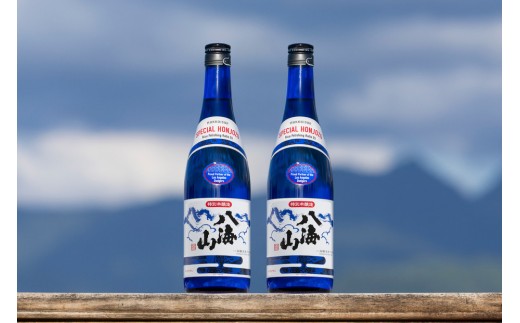 
            ドジャース公式日本酒 「特別本醸造 八海山」 ブルーボトル 720ml×2本 【お酒 さけ 本醸造 ギフト 人気 おすすめ 送料無料 ドジャース ロサンゼルス】
          