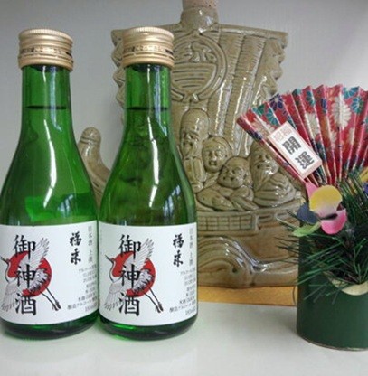
                  福来 上撰 御神酒 180ml×12本入り
                