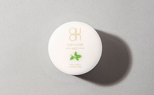 すこやかで若々しい印象の素肌に。