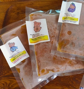 素材にこだわった！ スパイス カレー ＜ 四万十 チキン ・土佐・なす キーマ （3種3食）＞と 四万十 鶏 うま塩 ネギ からあげ（2食） セット 〔冷凍〕［1625］