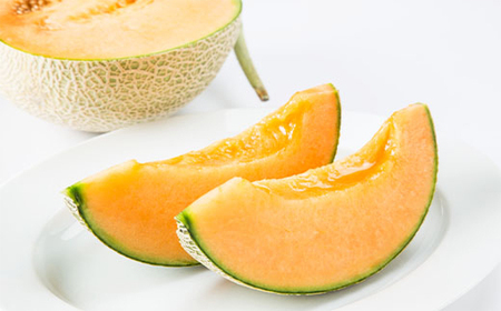 追分アサヒメロン〔秀品〕2玉(5玉サイズ)【JAとまこまい広域取扱 安平町特産品】_果物・フルーツ メロン  めろん_【1395534】