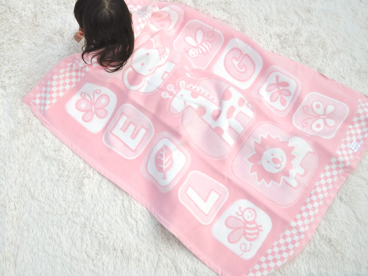 
                  名入れ可 ベビー毛布 (キリン柄) ピンク 85×115cm 毛布の町(泉大津市産) ｜ ベビー毛布 ベビーブランケット 毛布 ブランケット おくるみ 綿毛布 赤ちゃん毛布 子供用毛布 あかちゃん 洗える 寝具 N-MJ200 [3378]
                