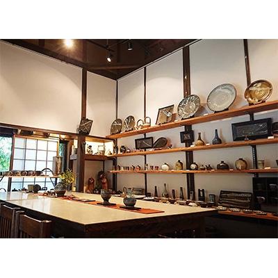 ふるさと納税 荒尾市 熊本県の伝統的工芸品【小代焼】　ご飯茶碗(大1個・小1個)&コイ箸置き(白1個・黒1個)セット |  | 03