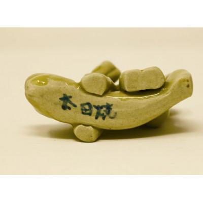 ふるさと納税 うるま市 【琉球太田焼窯元】魚乗りシーサー |  | 02