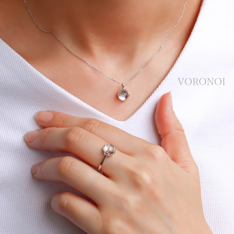 K10WG クリアクォーツ フラワーカット ネックレス　MINAMOセッティング VO0071PCQ