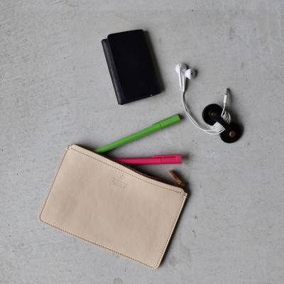 ふるさと納税 河内長野市 本革スクエアポーチ S ベーシック オフホワイト 国産レザー Teha’amana |  | 03