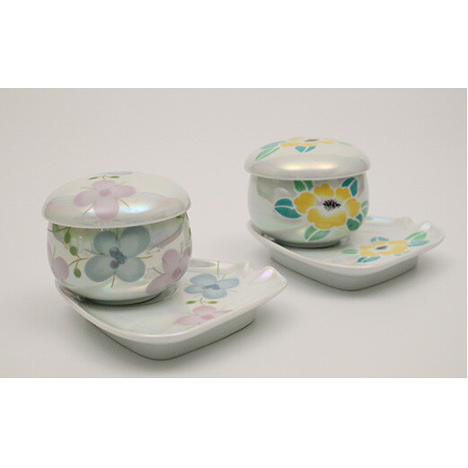 工房 賜光窯 有田焼 ラスター彩色 ポピーと山茶花 ソーサー付ペア小蒸碗 A20-298_イメージ5