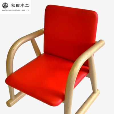 ふるさと納税 湯沢市 【秋田木工】キッズチェア「ゆざわっこ」　ナチュラル塗装×レッド[O7401-2]