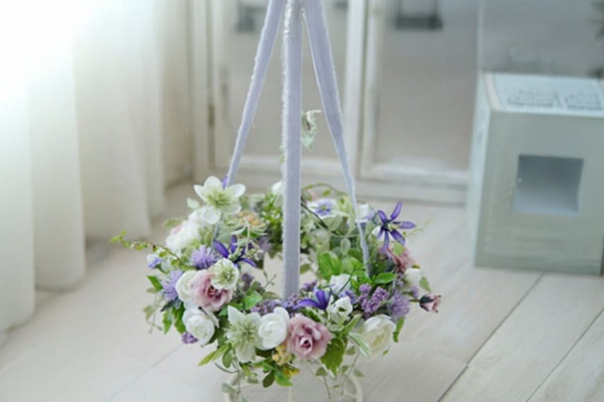
            フラワーリース フライングリース 1個 スタンド付き [La.Rose Fleur 山形県 高畠町 tk06ayt140032] 花 はな 造花 フラワー アレンジメント インテリア 飾付 ハンドメイド
          