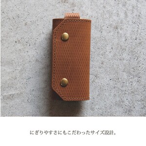 キーケース【リッチブラウン】《 キーケース シンプル 丈夫 本革 高級 数量限定 国産 カラバリ 愛用 デザイン 牛革 ブラウン 化粧箱付き スタイリッシュ 手造り プレゼント おすすめ 》【2401