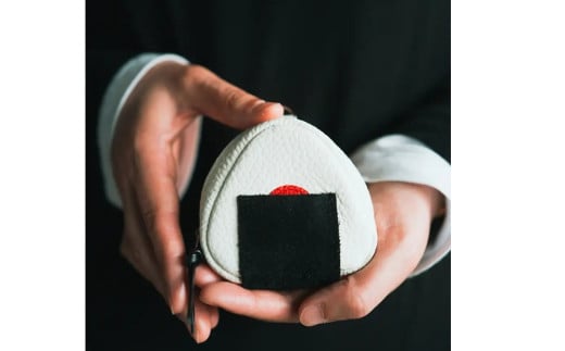 レザーおにぎりポーチ