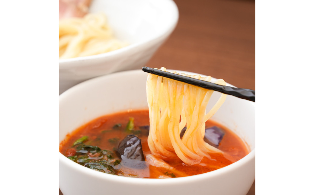 【全3回定期便】トマトつけ麺 4食セット ／ 自家製生麺 つけ麺 スープ付き トマト 麺 つけめん 冷凍 ラーメン 長崎県