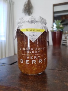 B-22　GINGER HONEY SYROP VERY BERRY 大瓶1本（デーツ＆カルダモン）