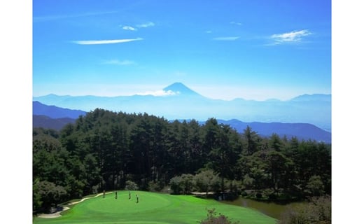 敷島カントリー倶楽部　平日ペアゴルフプレー券 [山梨 ゴルフ ゴルフ場利用券 富士山]