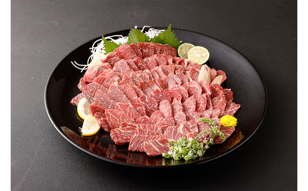 
熊本 馬刺し 上霜降り(トロ)、馬肉ユッケ 500g×2 合計1kg
