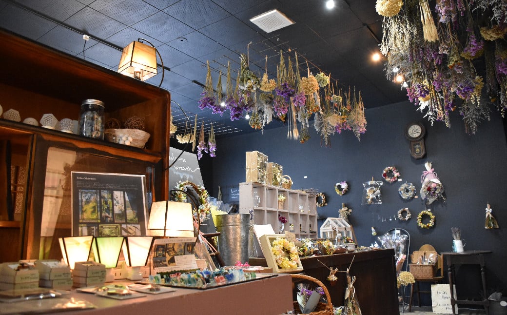 【ドライフラワー】秋のフラワーリース ミニサイズ 約17～19cm