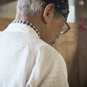 【カツオの香りと旨みとブラックペッパーの刺激】松本のおかき かつお節＆ブラックペッパー ・ほうじ茶＆米麹 各1袋 セット(合計2袋100g) 無添加＆グルテンフリー