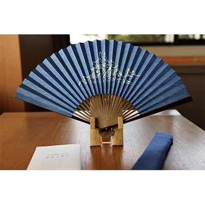 ふるさと納税 福知山市 由良川扇子　桐箱入り　1箱　(内容　型染藍染扇子1本・藍染扇子袋1袋)