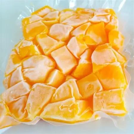 今帰仁産 山城フルーツ園の冷凍キンミツマンゴー 600g(300g×2パック)【配送不可地域：離島】【1662751】