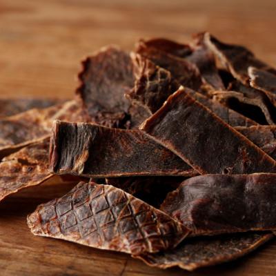 ふるさと納税 大豊町 わんダフルジビエ!いのししの骨と鹿ジャーキーの贅沢セット |  | 01